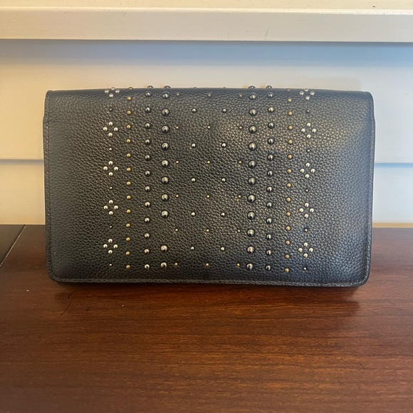 Sold - Picture 4 of 8